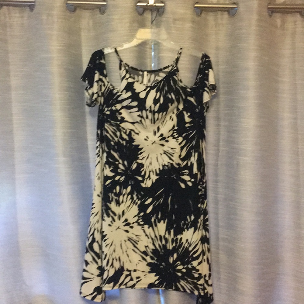 Off the shoulder sun dress